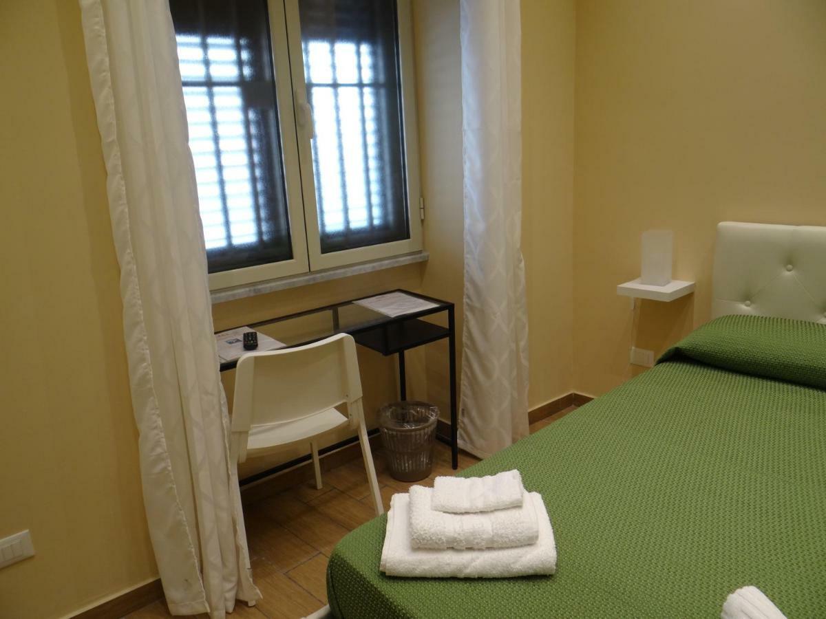 Montecarlo Palace Bed & Breakfast Palermo Exterior foto