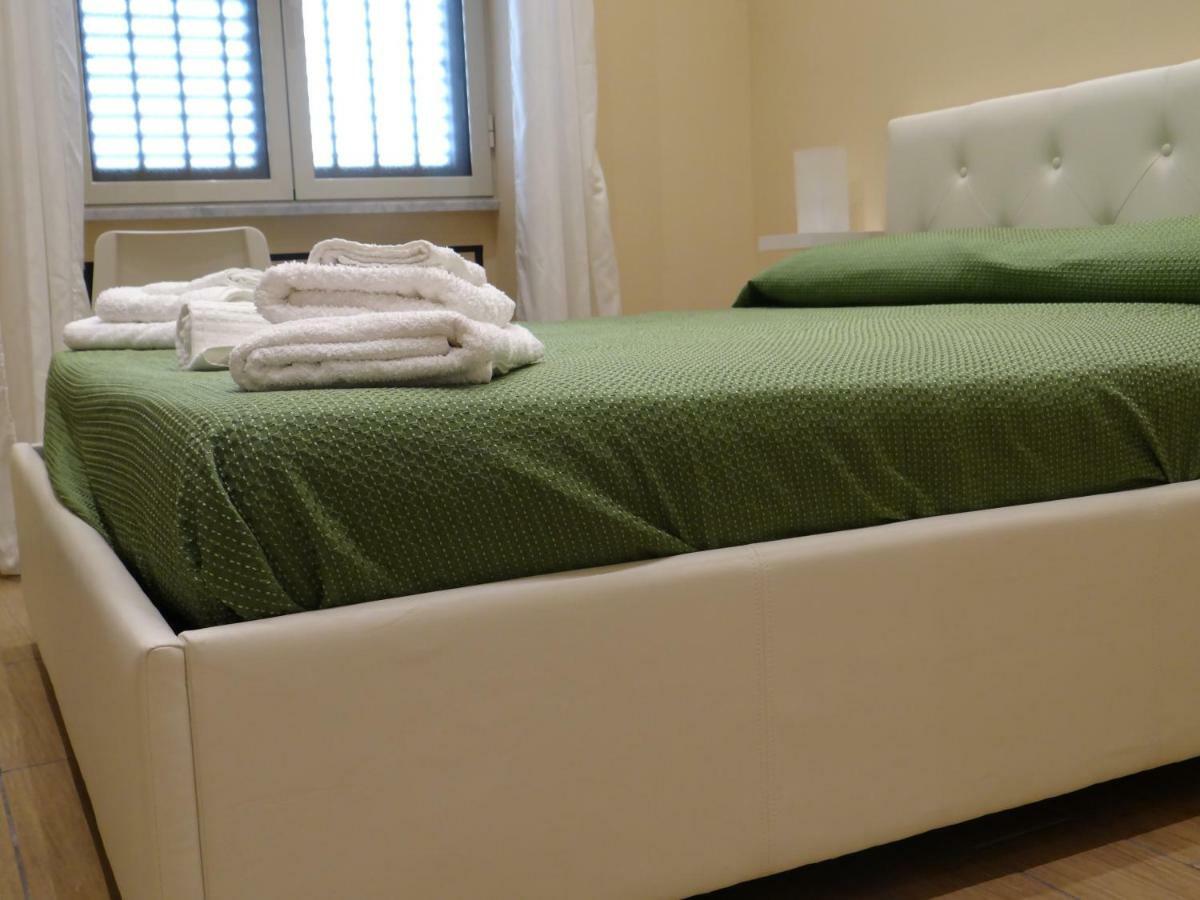 Montecarlo Palace Bed & Breakfast Palermo Exterior foto
